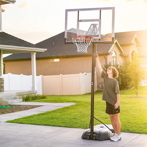 Lifetime --- Sistema De Baloncesto Portátil Para Cancha