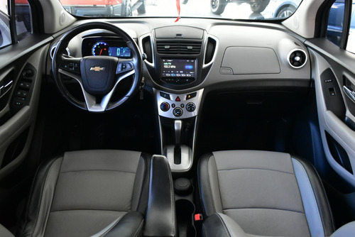 Imagen 9 de 16 de Chevrolet Tracker 1.8 Ltz+ 140cv