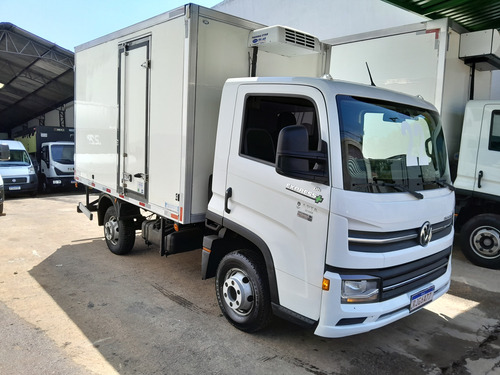 Vw Delivery Express 2022 Baú Refrigerado Completa Nova