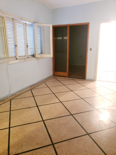 Apartamento En 1er Piso Pedro Lenguas 1523