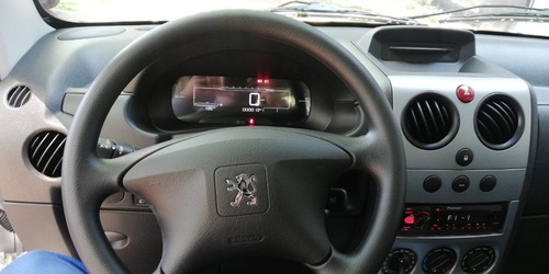 Imagen 17 de 25 de Peugeot Nuevo Partner Confort Hdi Am23.5 Aa