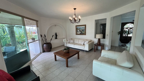 Casa En Renta Lomas De Cocoyoc (solara)
