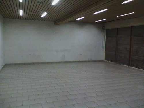 Venta Local En Esquina, Caleta Olivia
