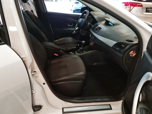 Imagen 14 de 15 de Renault Mégane Iii 2012 2.0 Luxe Cassano Automobili