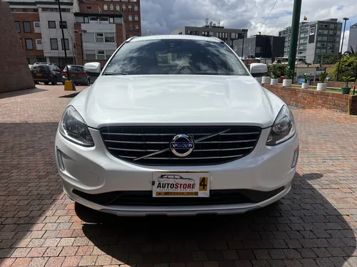 Volvo XC60 2.0 T5 Awd Momentum