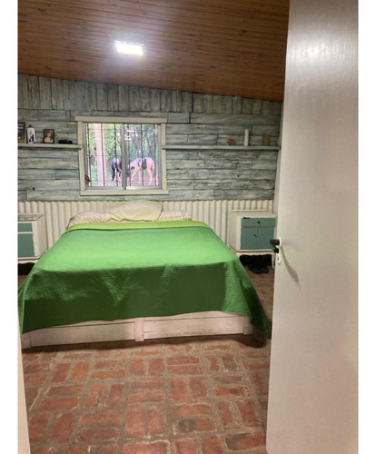 Excelente 5 Hectáreas En Esquina Con 2 Casas Y Galpones