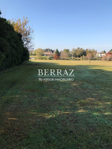 Venta Lote De 1177 M2 Al Agua Cc San Francisco Manzanares Pilar