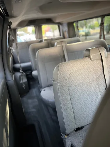 Chevrolet Express 6.0ls C 15 Pas At