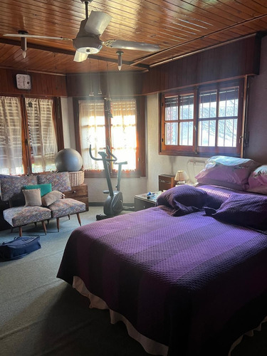 Chalet 5 Ambientes / Padua