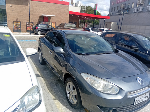 Renault Fluence 2.0 Dynamique Hi-flex 4p
