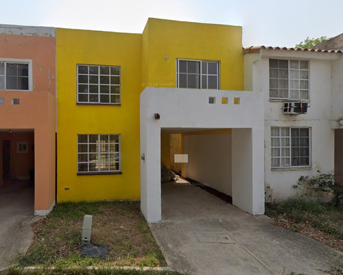 !! Casa En Venta, Propiedad Ya Adjudicada¡¡ (remate) - Calle Prolongacion Cto. Tamaulipeco 944, Miramapolis, Joyas De Miramapolis, 89506 Cd Madero, Tamps.