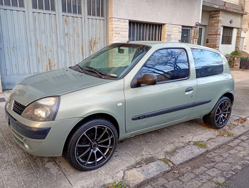 Renault Clio 1.2 F2 Yahoo Authe.