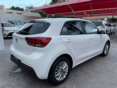 Imagen 4 de 15 de Kia Rio 2020 1.6 Lx Hatchback Mt