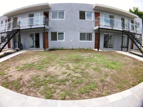 Apartamento En Venta A Metros De Rambla Costanera