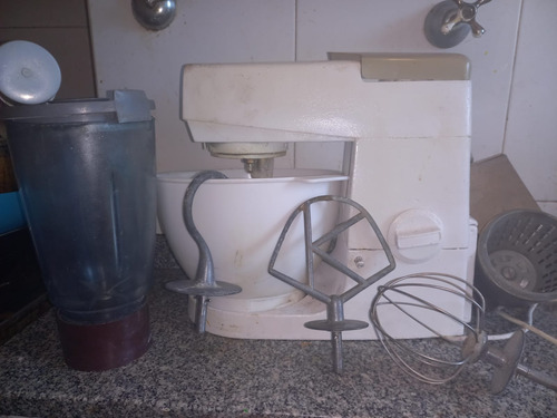 Batidora De Pie Kenwood Chef A701 Usada Beige N/a (Usado)