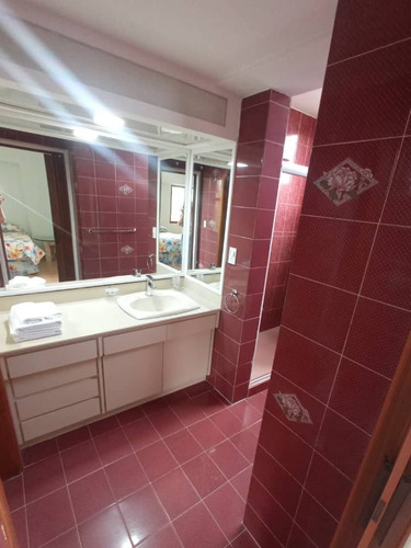 En Venta Apto Parque Cotoperiz. Barrio Sucre. Maracay