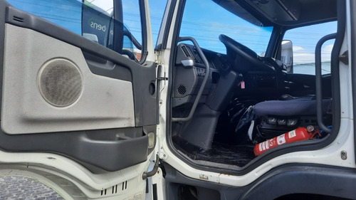 Imagem 11 de 15 de Cavalo 6x2 Completo Volvo Fm 370 2010 Com Ar Trucado