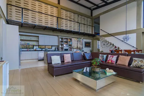 Casa En Venta En Alto De Las Palmas. Cod V12536