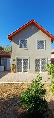 Promocion! 3d/3b Amplio Terreno, En Condominio.