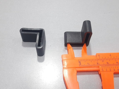 Regaton Regatones Plásticos 7/8 Angulo Precio X 24 Unidad