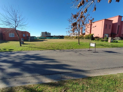 Imagen 1 de 3 de Lote Interno A La Venta El Cantón Golf