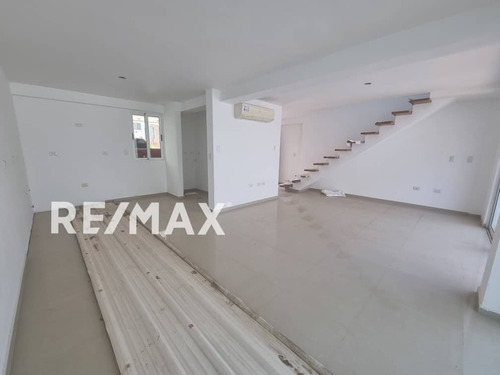Imagen 6 de 30 de Town House En Urbanizacion Dumar Country Club, Conj. Resd. Villas Del Mar