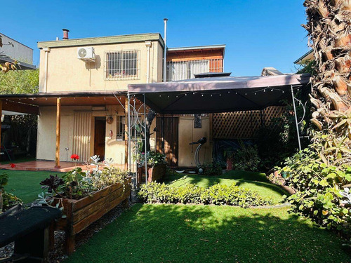 Casa 3d Y 3b En Excelente Barrio De Ñuñoa