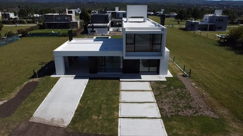 Casa En Venta Carlos Paz