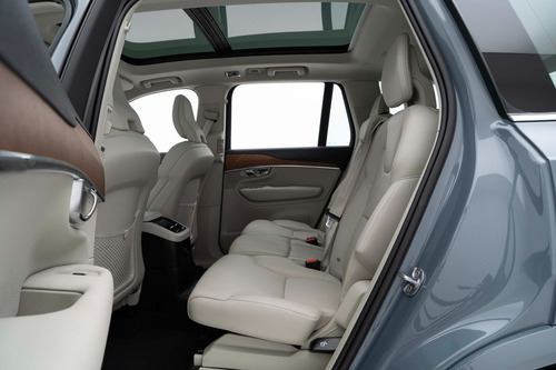 Volvo XC90 90 T-8 HÍBRIDO INSC. EXPRESS. 2.0 5p