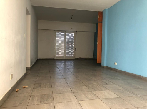 Imagen 11 de 17 de Galpon En Venta En Jose Leon Suarez