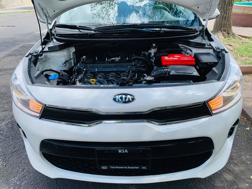Imagen 14 de 15 de Kia Rio 2018 1.6 Ex Hchback At