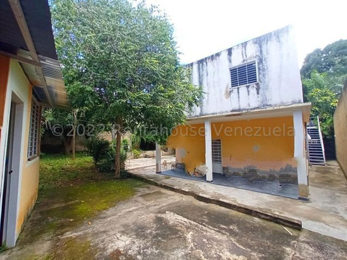 Imagen 16 de 17 de Casa En Venta Urb El Toro, Las Delicias. Maracay 23-10151 Hc