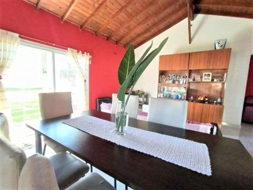 Imagen 2 de 20 de Venta De Excelente Casa En Las Lomas De Miramar