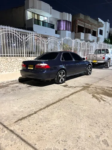 Honda Accord 2.3 Exr 4 p