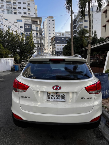 Hyundai Tucson 2103