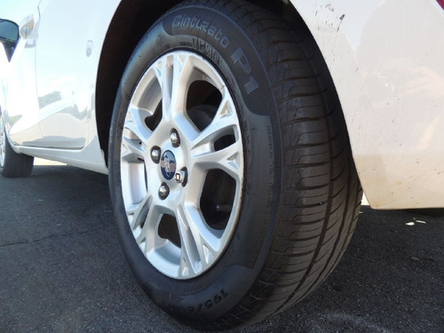 Ford New Fiesta 1.6 Automático 2015/15