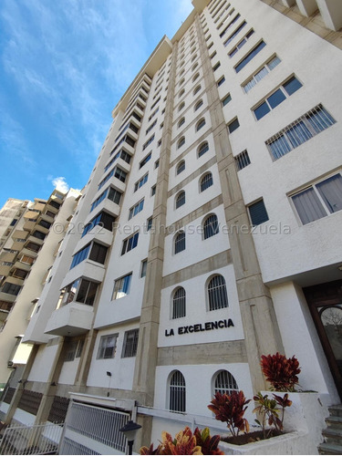 Apartamento En Venta En Santa Paula 23-28465 Yf