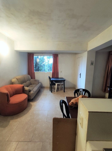 Imagen 3 de 10 de Comoda Casa En Calle Privada De San Diego De Los Altos
