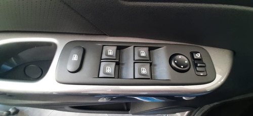 Imagen 10 de 15 de Renault Captur Bose Cvt -2021-