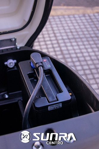 Imagen 13 de 22 de Moto Sunra Hawk Litio / Bateria Extraible / 3000w / G
