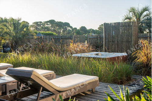 Excelente Casa En Alquiler En Barrio Cerrado En José Ignacio (ref: Fro-726)