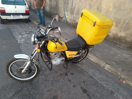 Imagem 1 de 4 de Suzuki Intruder 125 Ano 2013 Super Nova