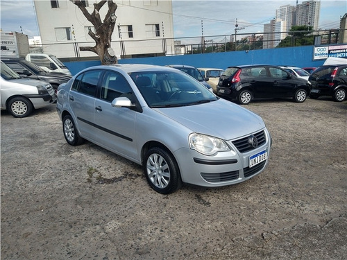 Imagem 2 de 14 de Volkswagen Polo Sedan 1.6 Mi Comfortline 8v Flex 4p Automati