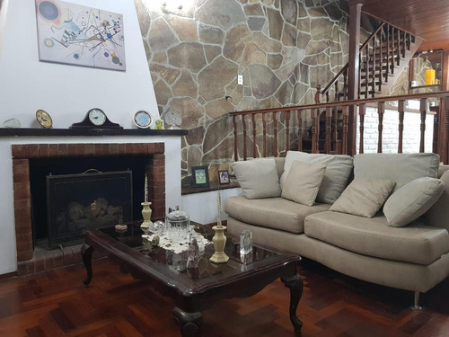 Imagen 3 de 14 de Casa Amplio Chalet - Ituzaingó Norte - Venta
