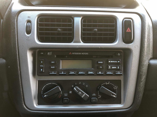 Imagem 13 de 15 de Mitsubishi Pajero Tr4 2005 2.0 Aut. 5p