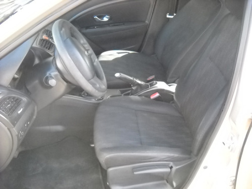 Renault Fluence 1,6 Naf Confort 2011 Champagne