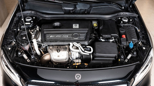 Imagen 6 de 14 de Mercedes Benz Amg Gla 45 4matic 2018 Taraborelli Usados