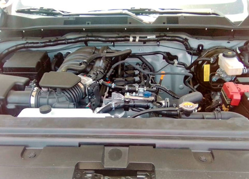 Imagen 8 de 9 de Nissan Np300 2021 2.5 Chasis Cabina Dh Pack Seg Mt