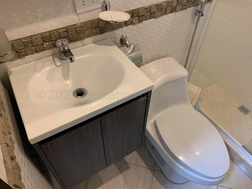 Hotel En Venta Playa Grande Es25-8854