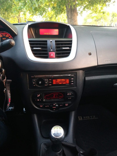 Peugeot 207 2011 1.6 Sedan Feline 106cv